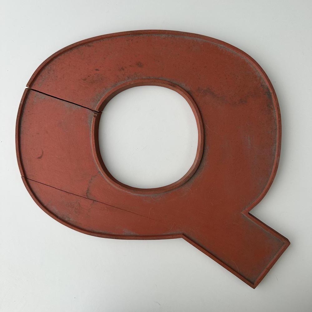 Q - 9 Inch Wooden Factory Shop Letter
