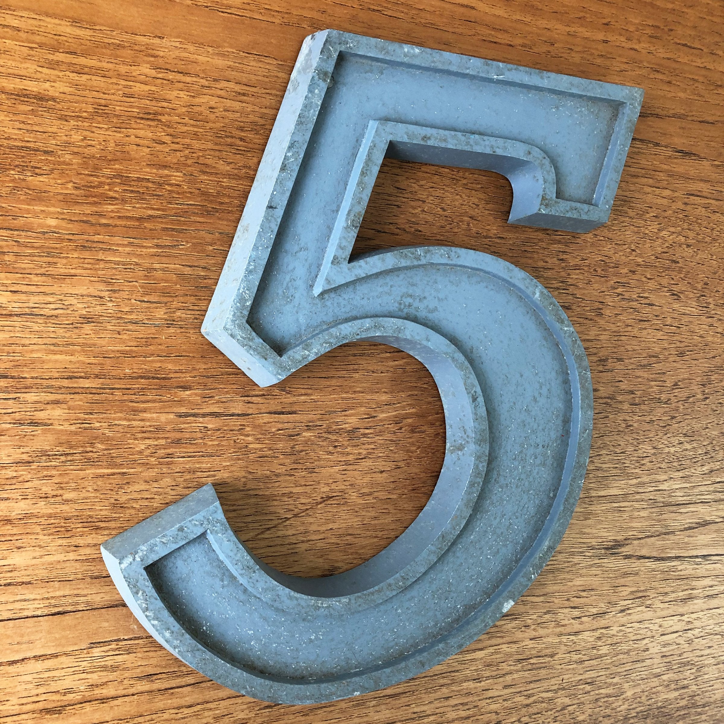 Large Letter Metal