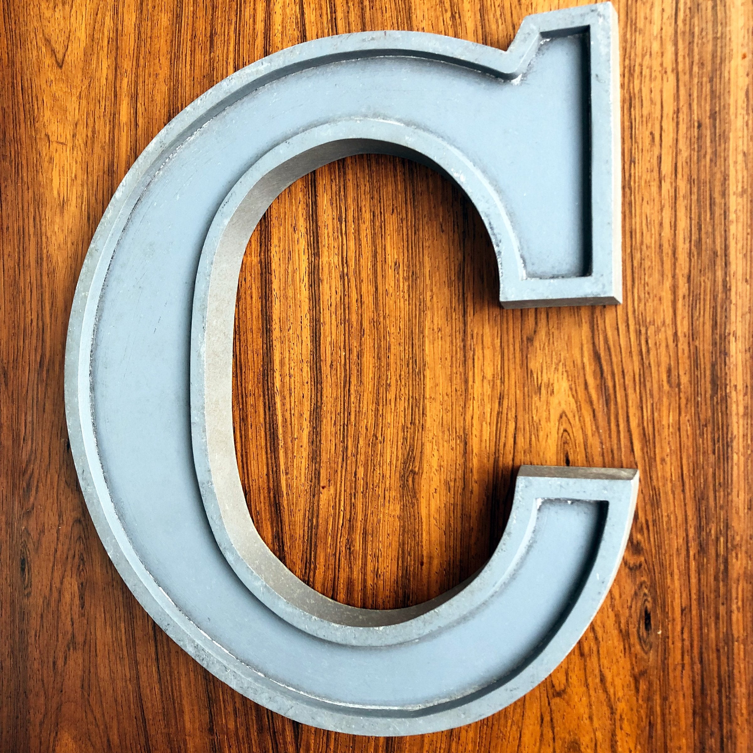  Large Letter Metal
