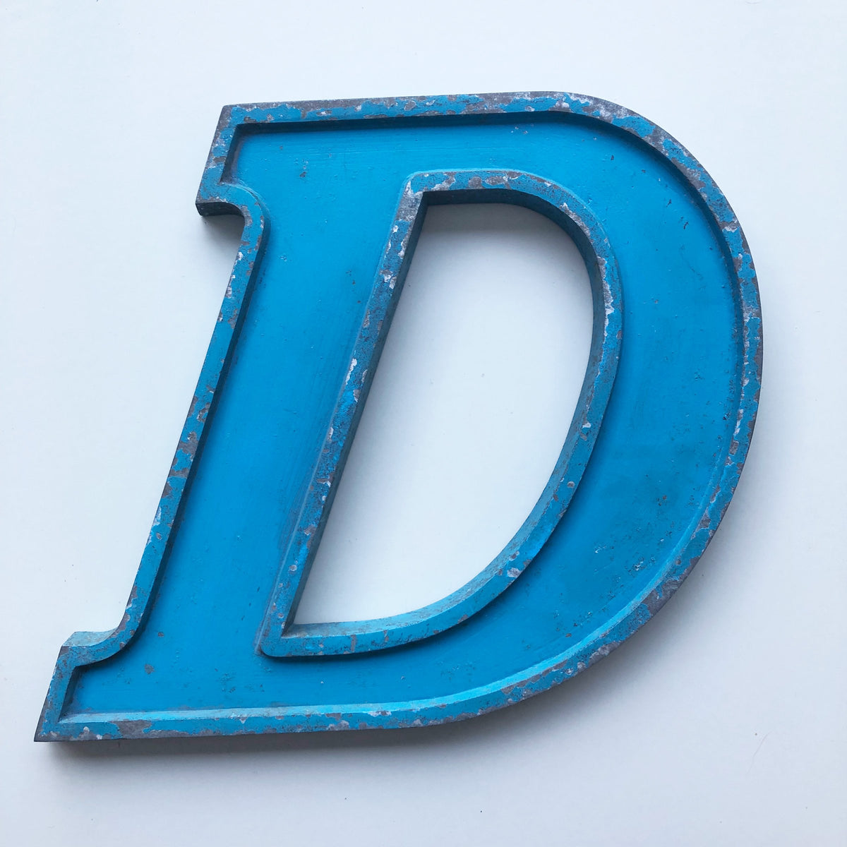 Medium Letter Metal