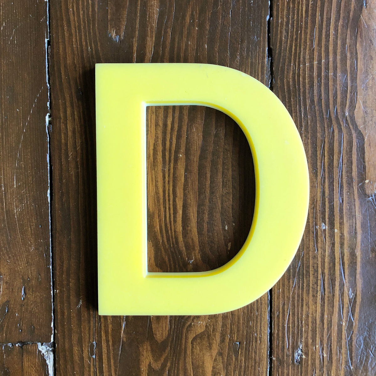 Medium Shop Sign Letter