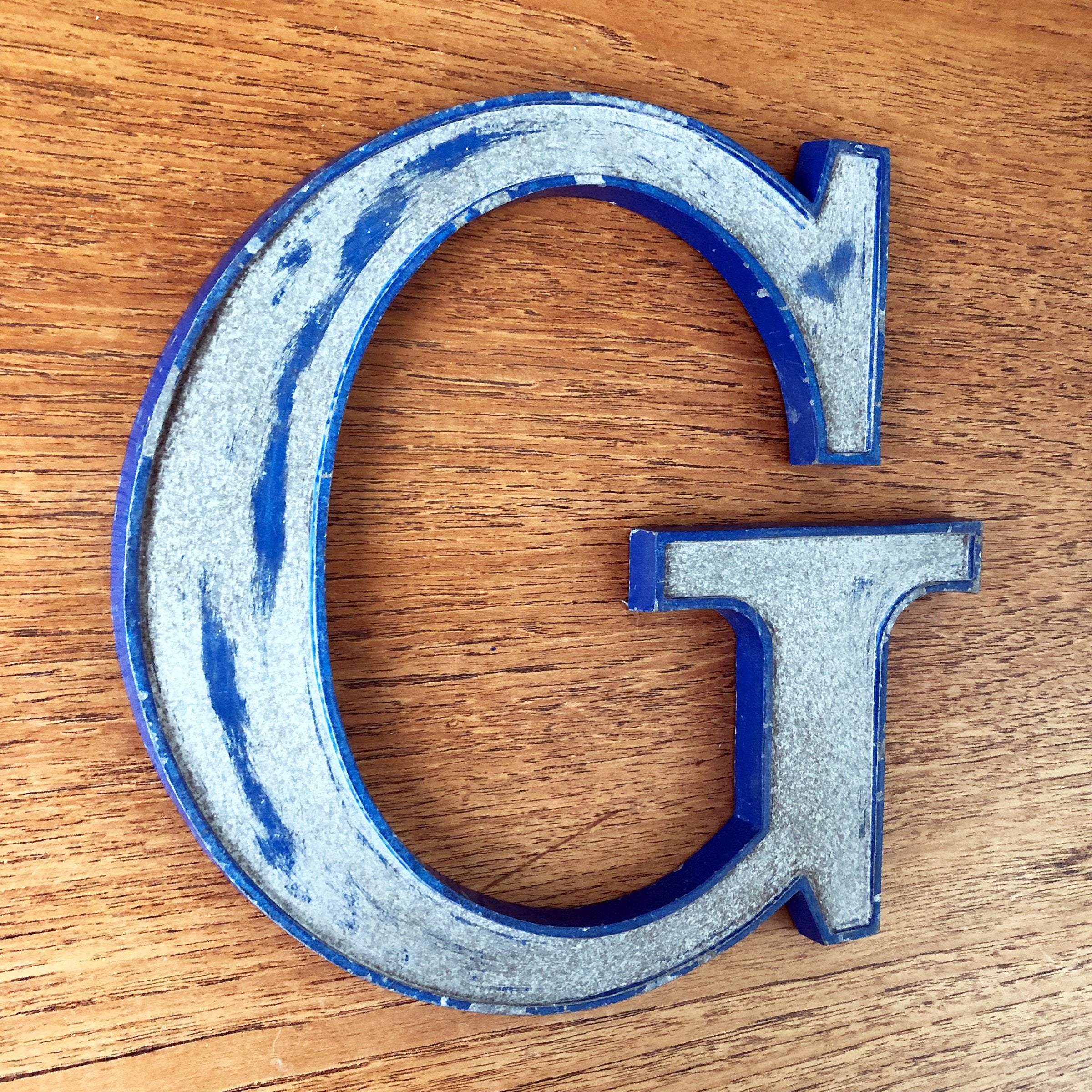 Medium Letter Metal