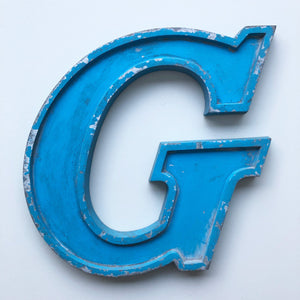 Medium Letter Metal