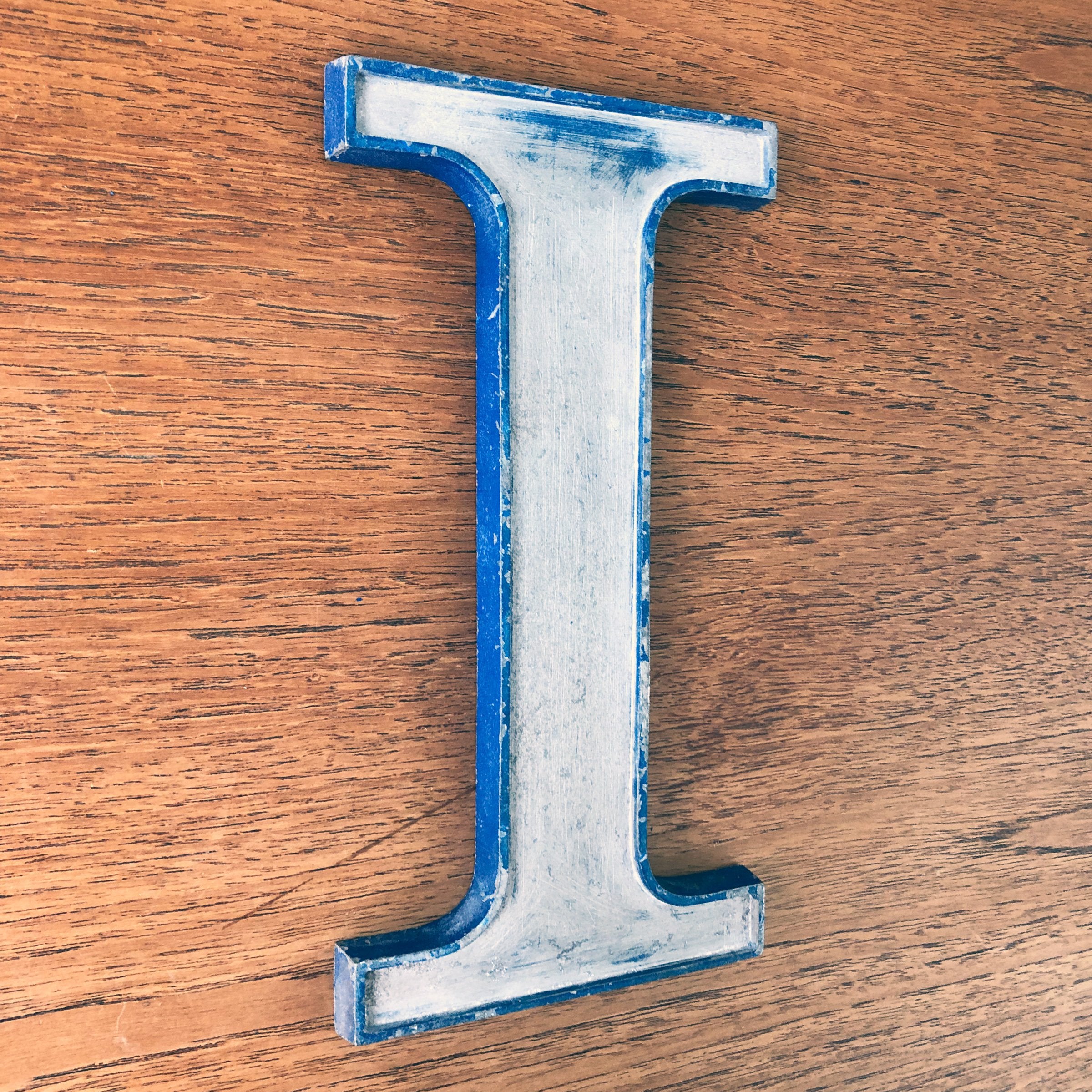 Medium Letter Metal