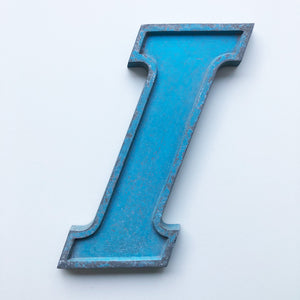 Medium Letter Metal