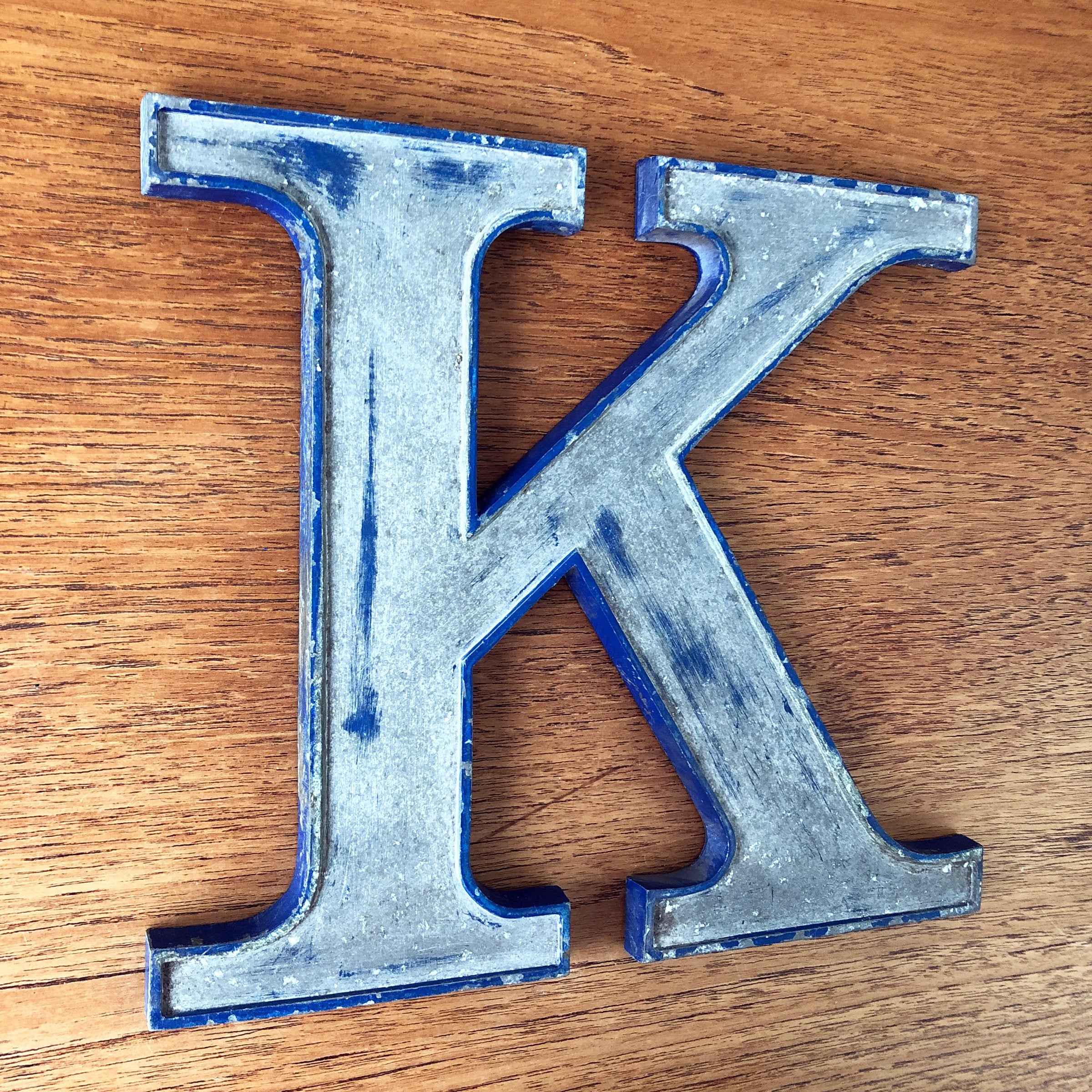 Medium Letter Metal