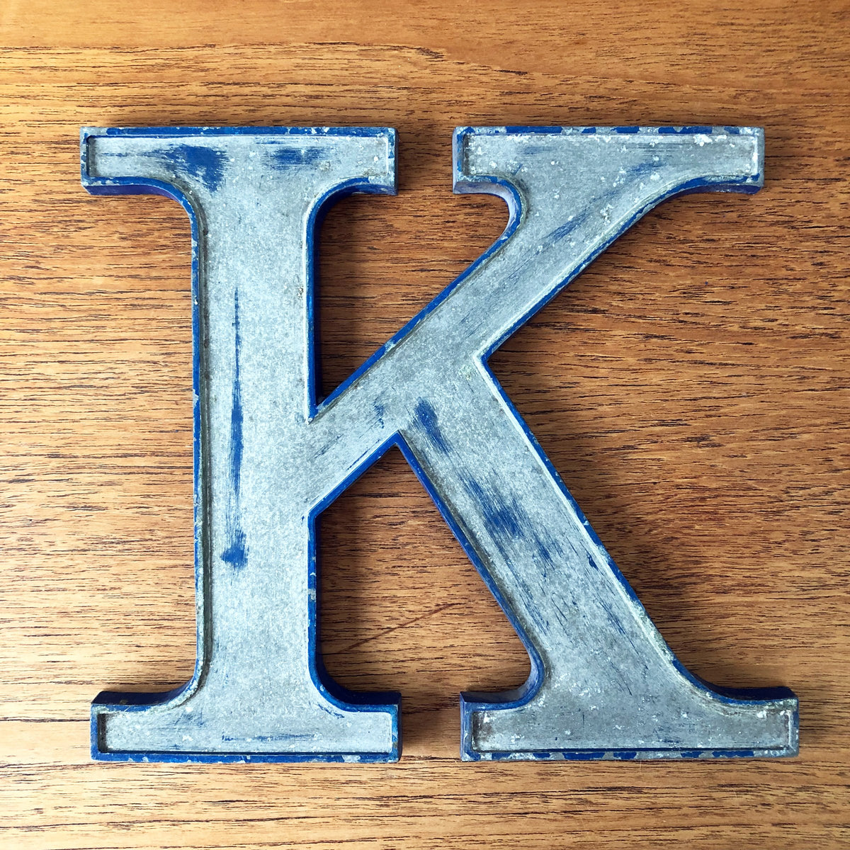 Medium Letter Metal