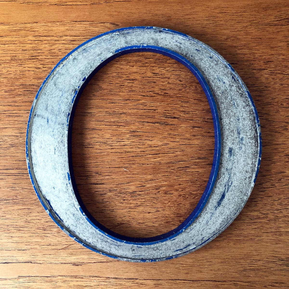 Medium Letter Metal