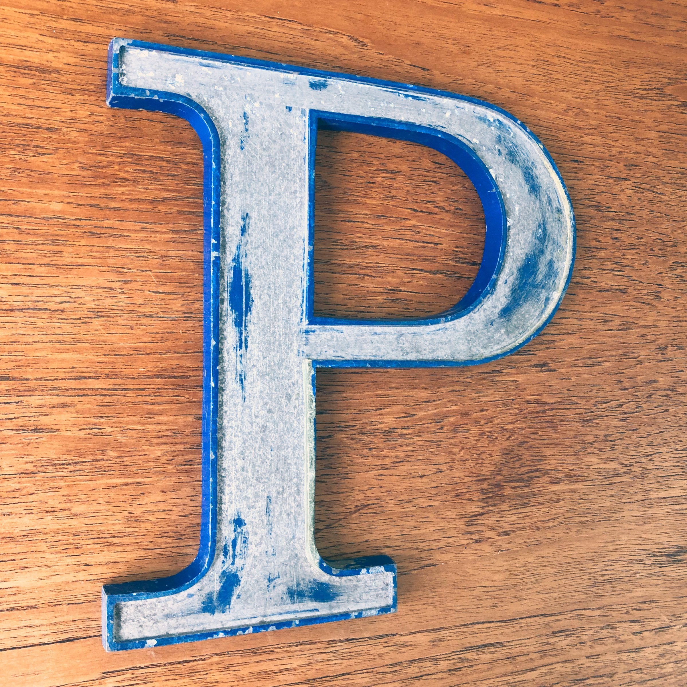 Medium Letter Metal