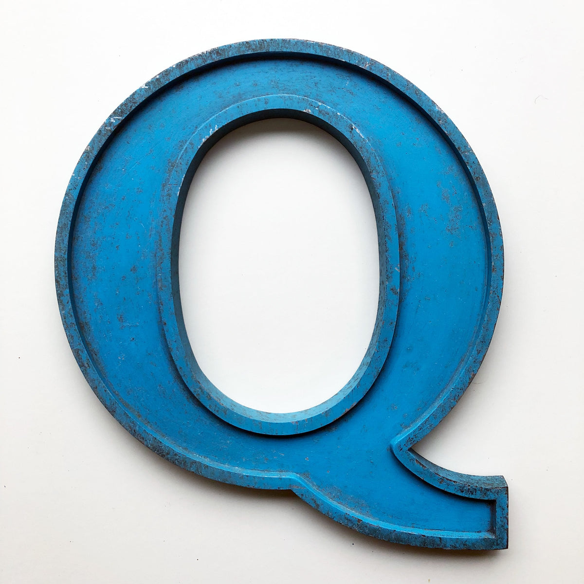 Medium Letter Metal