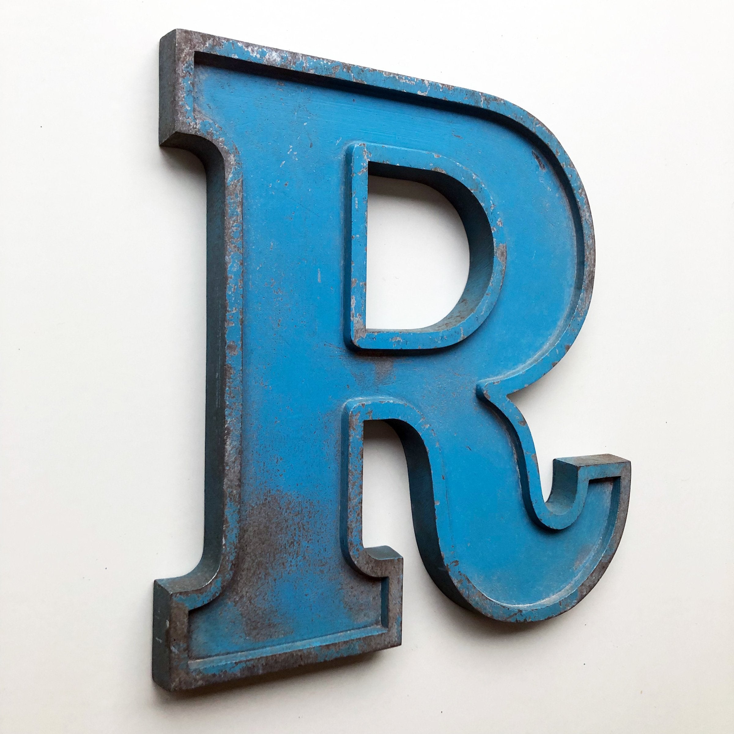 Medium Letter Metal