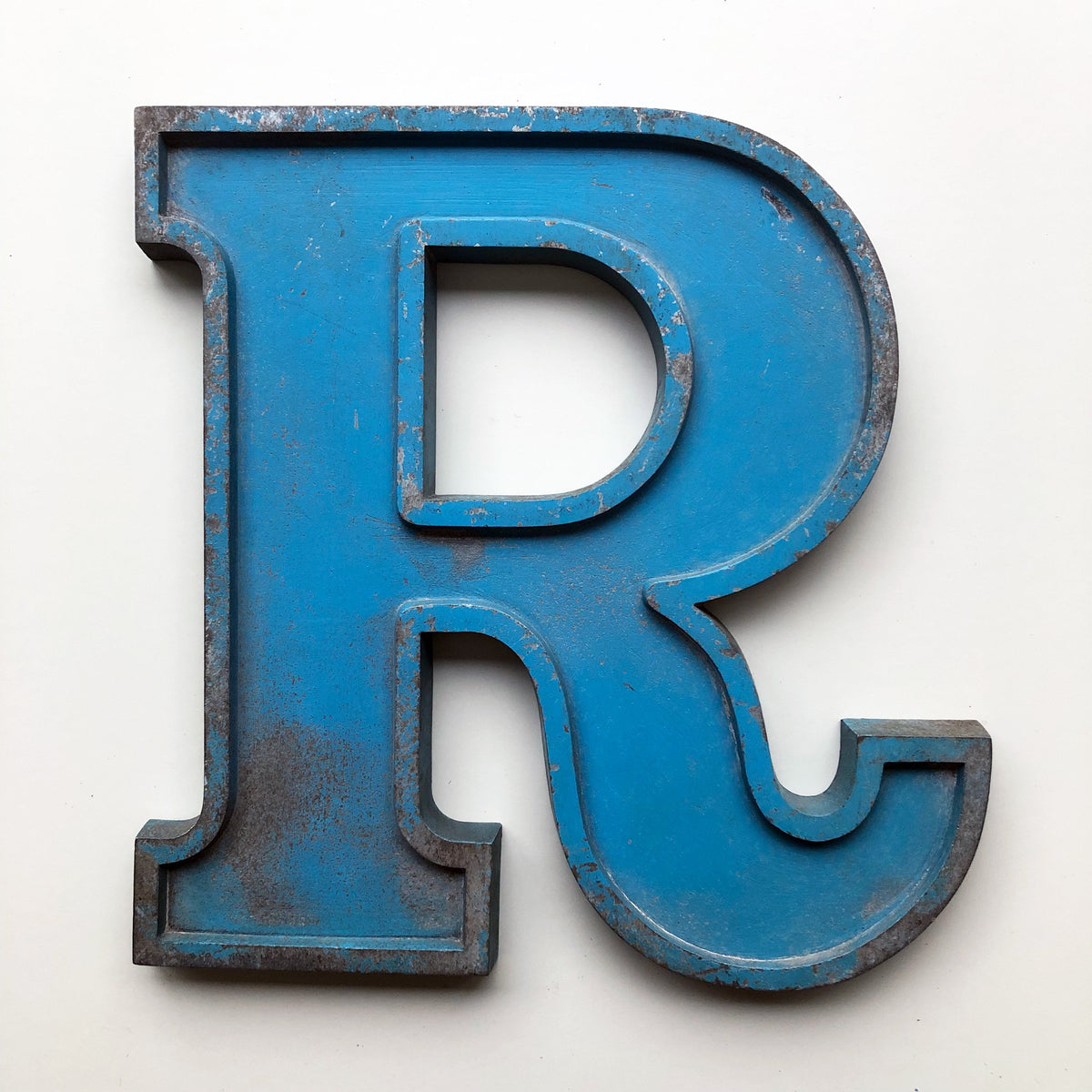 Medium Letter Metal