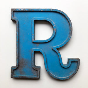 Medium Letter Metal