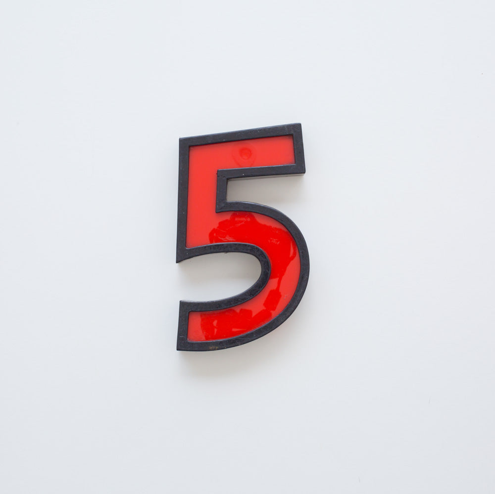 Medium Vintage Cinema Numbers Midcentury Red/Black