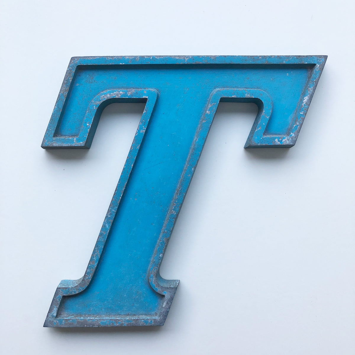 Medium Letter Metal