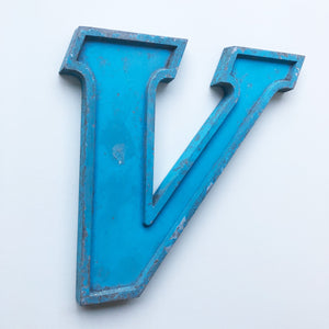 Medium Letter Metal