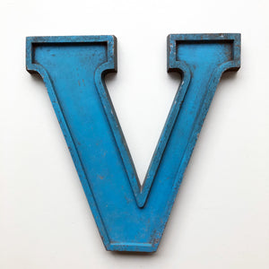 Medium Letter Metal