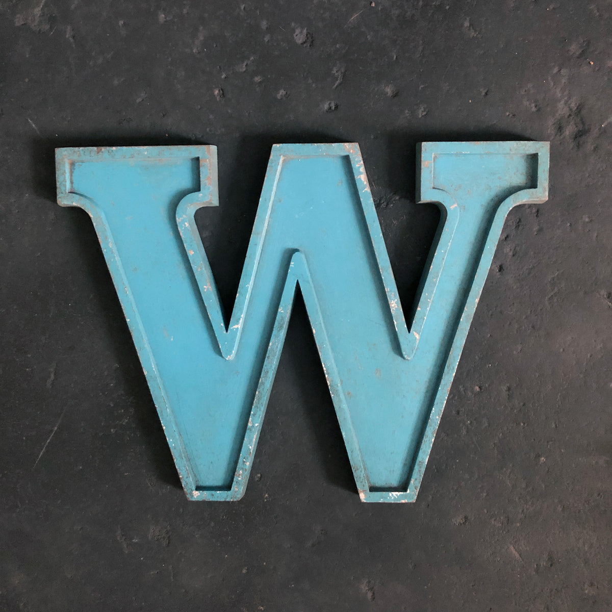Medium Letter Metal