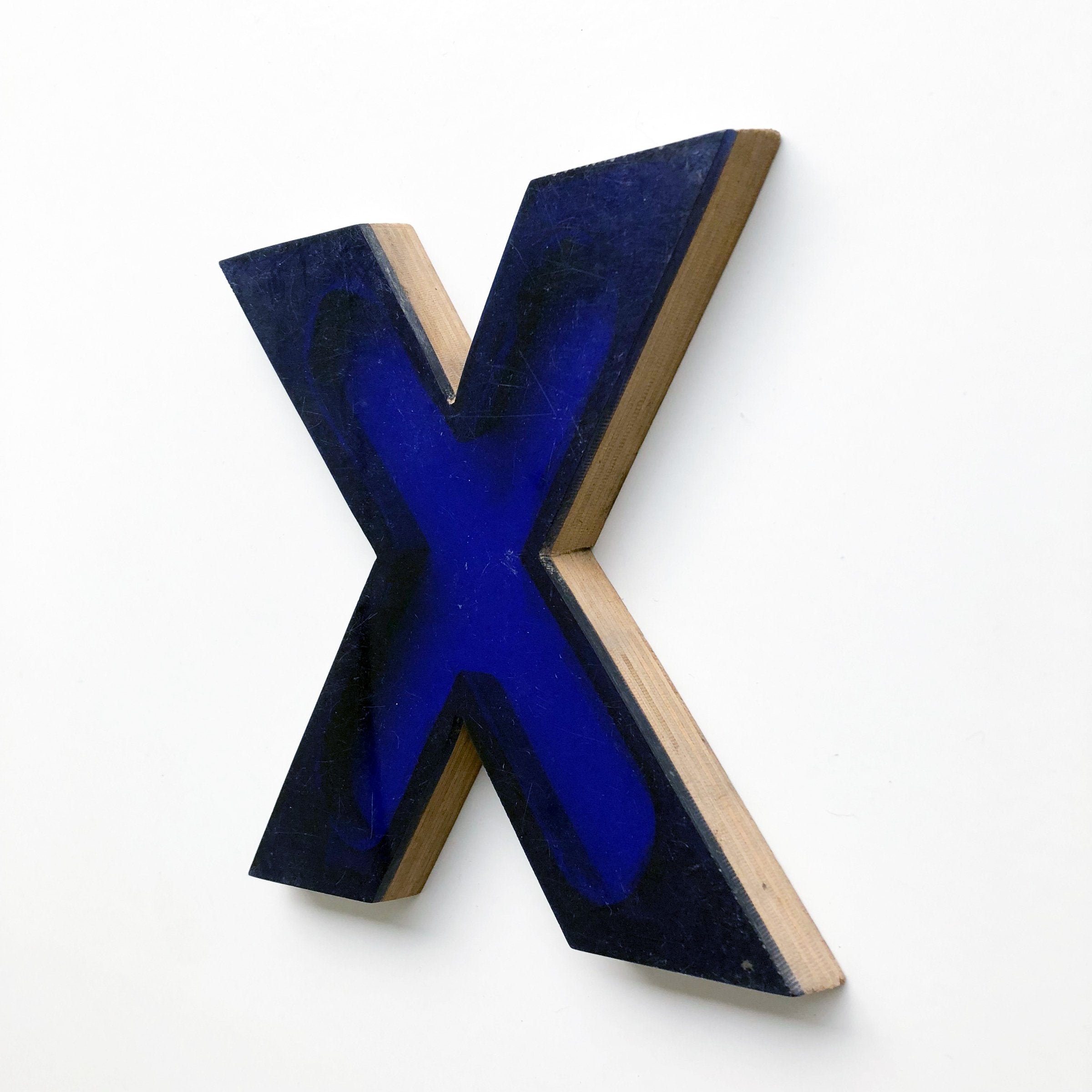 Medium Letter Ply and Perspex