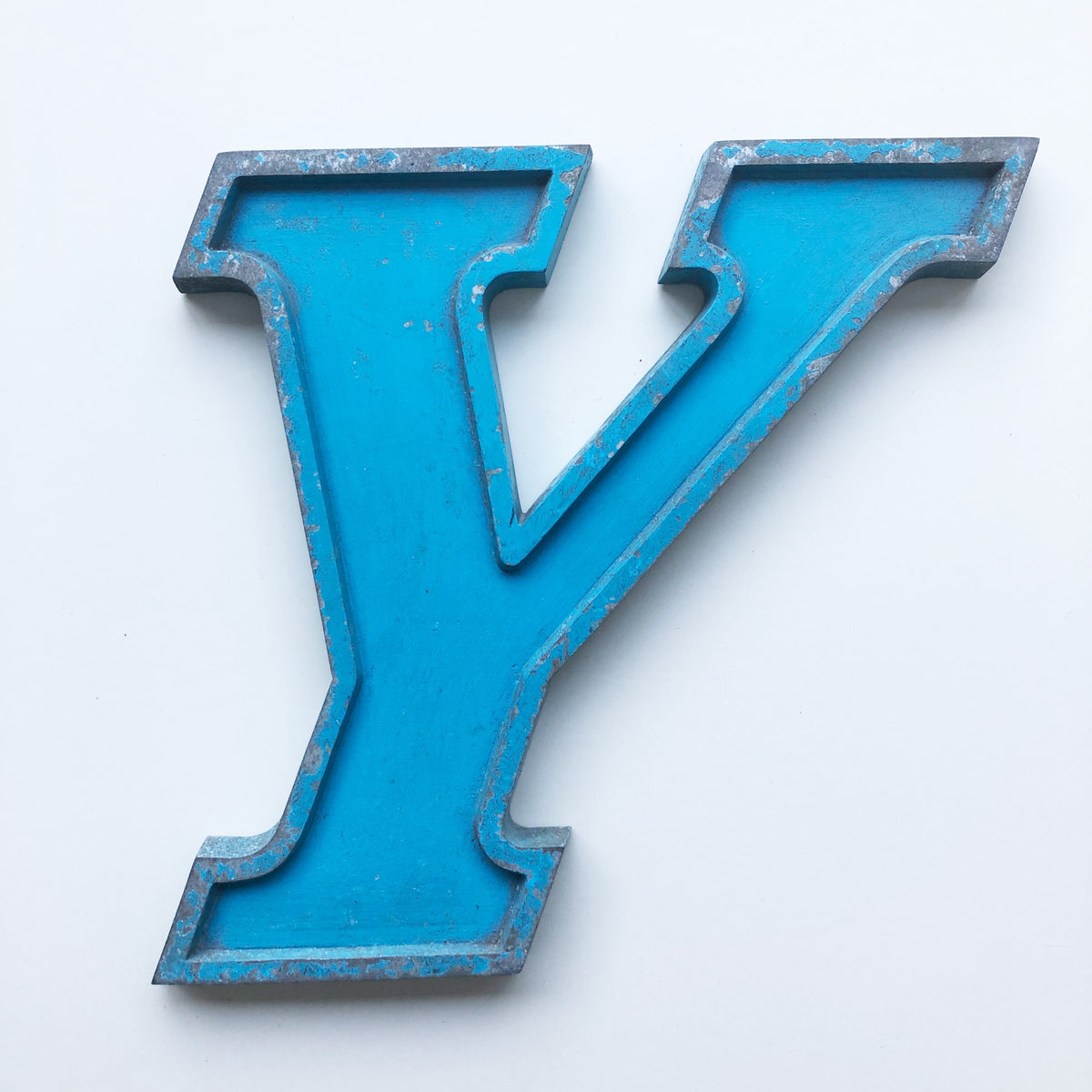 Medium Letter Metal